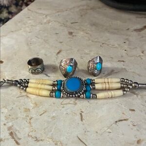 Turquoise and Silver tone Jewelry Set